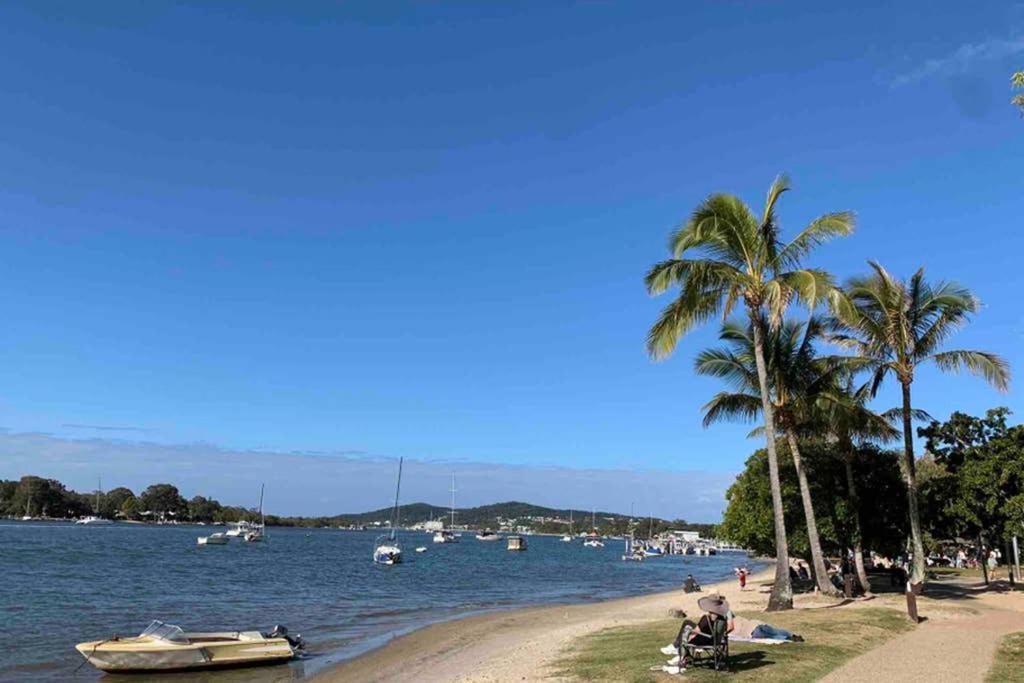 2 Bedroom Renovated Townhouse, Walk To Noosa River Noosaville Exterior foto