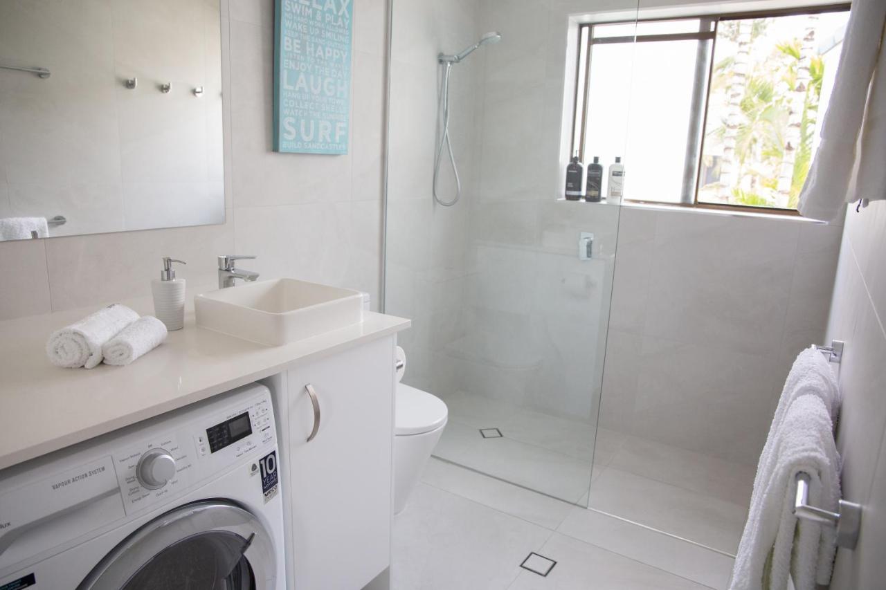 2 Bedroom Renovated Townhouse, Walk To Noosa River Noosaville Exterior foto
